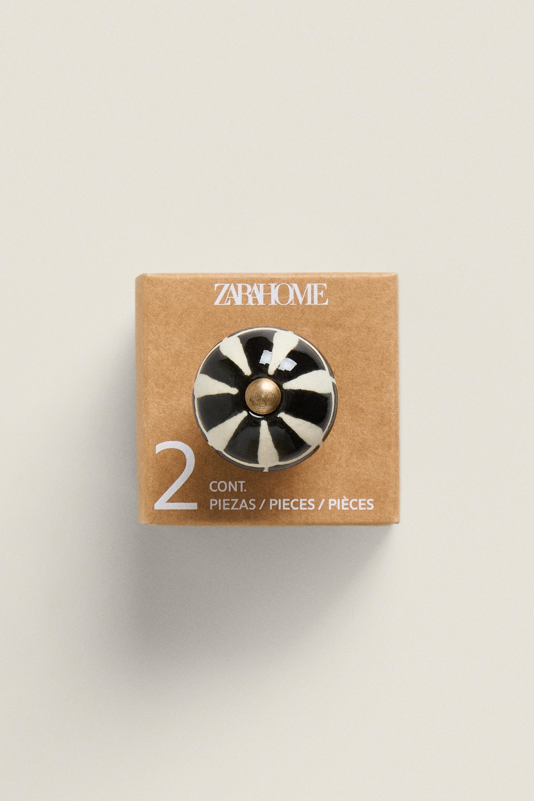 SET OF STRIPED CERAMIC KNOBS (SET OF 2)